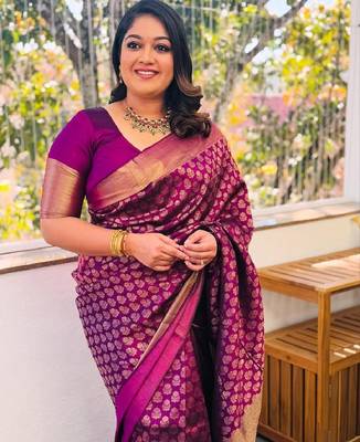 Wine silk blend banarasi saree with unstitched blouse piece 4
