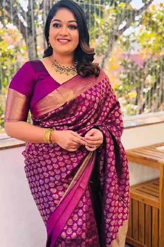 Wine silk blend banarasi saree with unstitched blouse piece