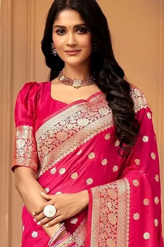 Pink silk blend banarasi saree with unstitched blouse piece