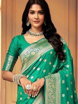 Teal green silk blend banarasi saree with unstitched blouse piece 4