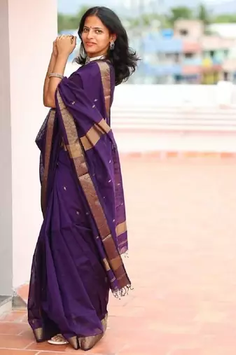 Purple silk blend banarasi saree with unstitched blouse piece