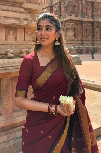 Maroon silk blend banarasi saree with unstitched blouse piece