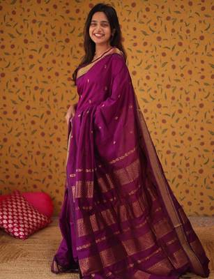 Purple silk blend banarasi saree with unstitched blouse piece 3