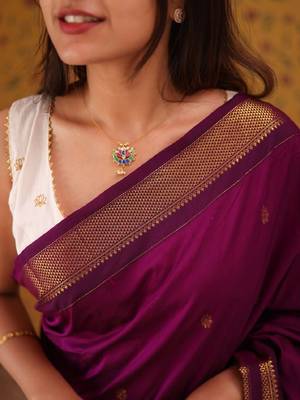 Purple silk blend banarasi saree with unstitched blouse piece 5