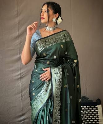 Gren grey silk blend banarasi saree with unstitched blouse piece 2
