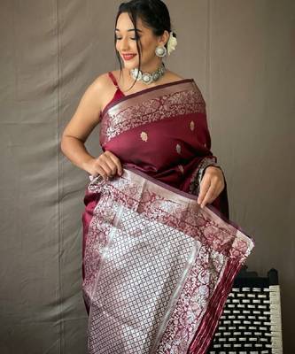 Wine grey silk blend banarasi saree with unstitched blouse piece 3