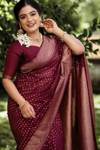 Maroon silk blend banarasi saree with unstitched blouse piece