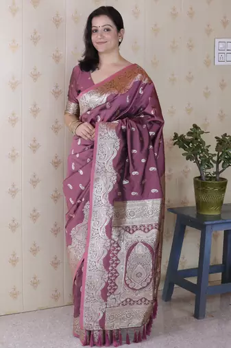Mauve pink banarasi silk zari woven saree with matching blouse piece