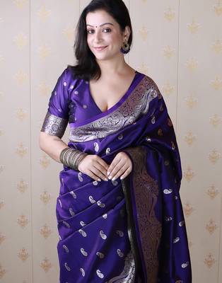 Violet banarasi silk zari woven saree with matching blouse piece 5