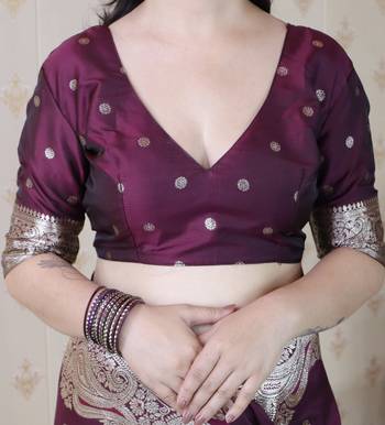 Wine banarasi silk zari woven saree with matching blouse piece 5
