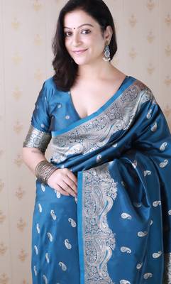 Teal banarasi silk zari woven saree with matching blouse piece 5