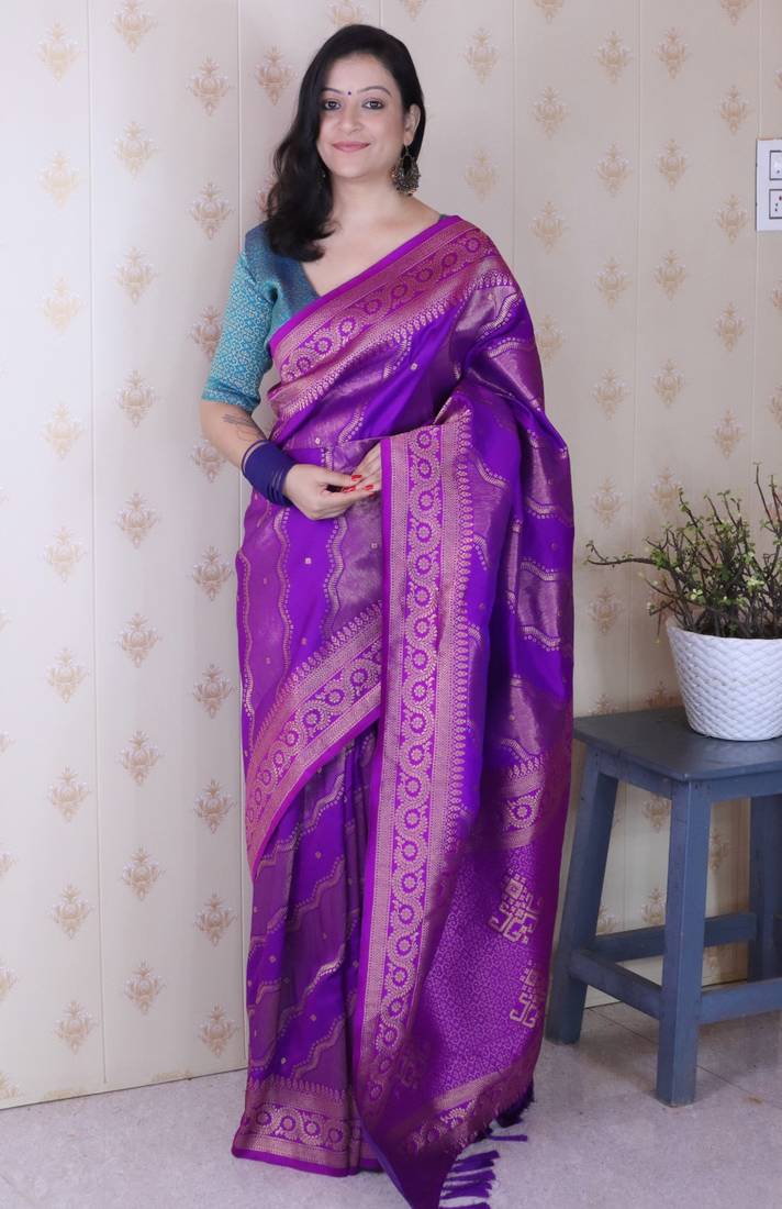 Purple banarasi silk leheriya zari woven saree with contrast blouse piece