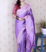 Lavender banarasi silk leheriya zari woven saree with contrast blouse piece