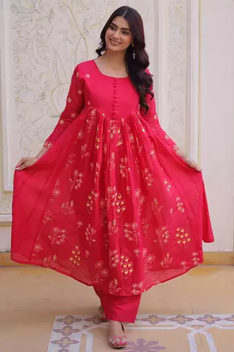 Pink women mal chanderi embroidered kurti with roman silk pant set