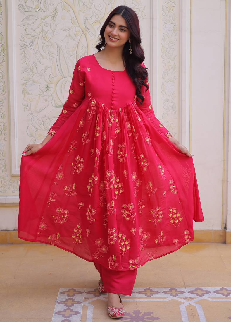 Pink women mal chanderi embroidered kurti with roman silk pant set