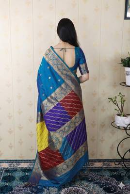 teal banarasi silk saree with zari weaving 4