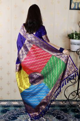 voilet banarasi silk saree with zari woven work 4