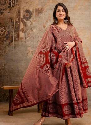 Red chevron printed anarkali kurta set 1
