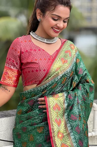green patola silk zari weaving saree with lagdi pallu