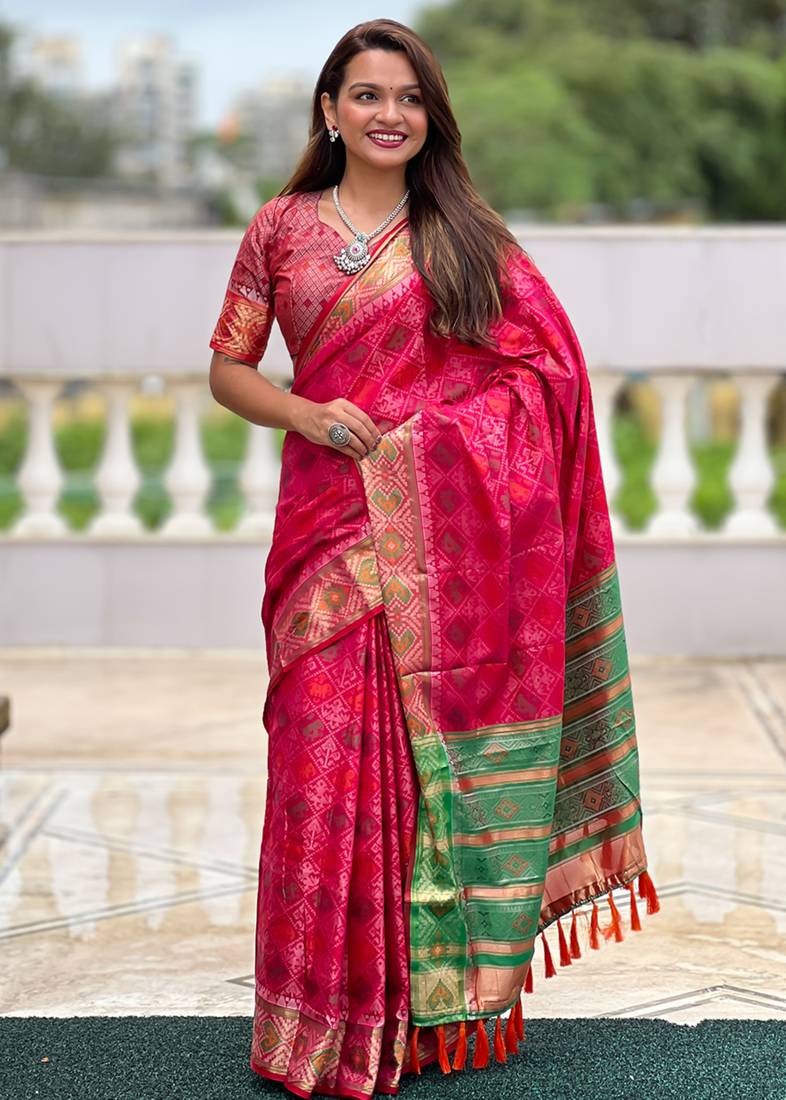 Pink patola silk lagdi pallu zari weaving saree with contrast blouse piece