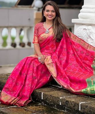 pink patola silk zari weaving saree with lagdi pallu 2
