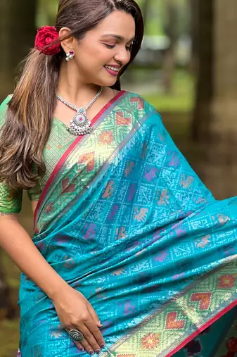 blue patola silk zari weaving saree with lagdi pallu