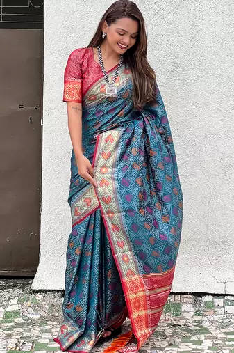 teal patola silk zari weaving saree with lagdi pallu