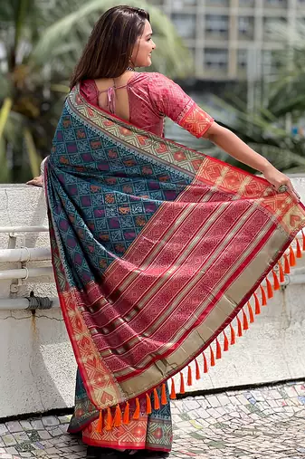 teal patola silk zari weaving saree with lagdi pallu