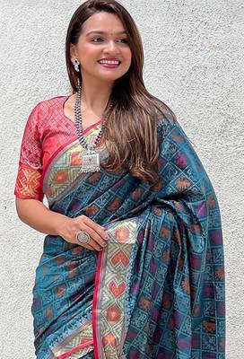 teal patola silk zari weaving saree with lagdi pallu 5