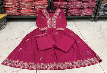 Pink beautiful embroidered kurti pant dupatta set for women 5