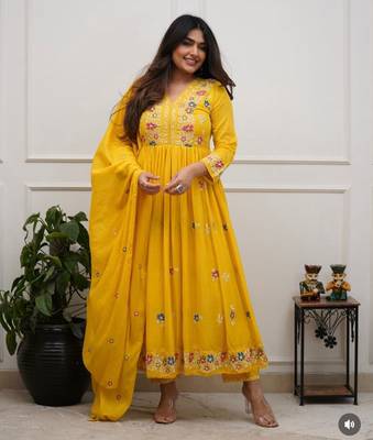 Yellow beautiful embroidered kurti pant dupatta set for women 2