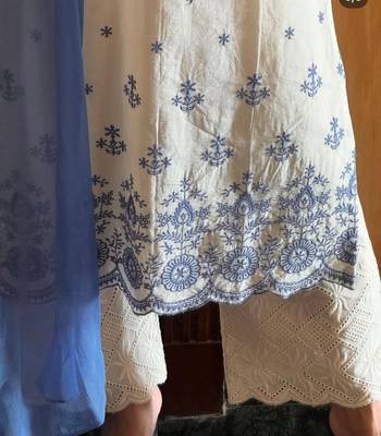 Beautiful white cotton kurta set with blue floral embroidery 3