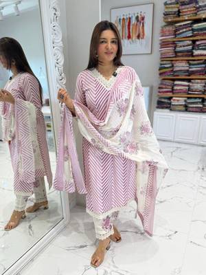 Beautiful lavender cotton kurta set with blue floral strippedroidery 3