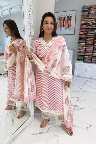 Beautiful red cotton kurta set with blue floral strippedroidery