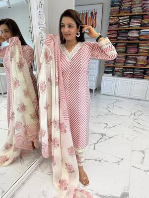 Beautiful red cotton kurta set with blue floral strippedroidery 2