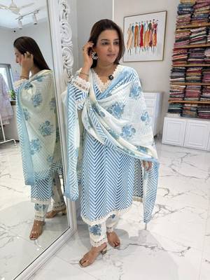 Beautiful sky blue cotton kurta set with blue floral strippedroidery 3