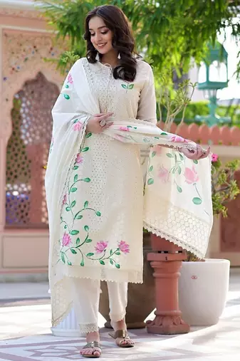 Beautiful white cotton hand-painted chicken shifli straight kurti set