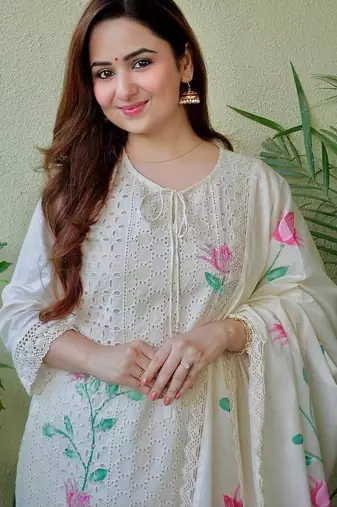 Beautiful white cotton hand-painted chicken shifli straight kurti set
