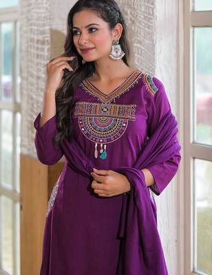 Ethnic purple cotton jaipuri embroidery kurta set 3