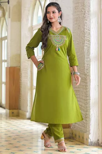 Ethnic green cotton jaipuri embroidery kurta set