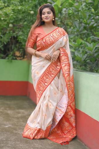 Off white soft silk meenakari zari weaving saree with contrast blouse piece