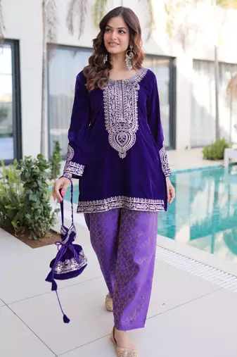 Dark purple velvet embroidered designer kurta set with batwa