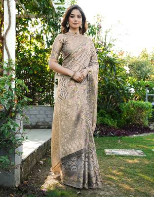 grey organza silk saree with heavy zari detailing 4