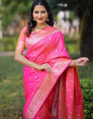 Coral soft banarasi silk zari weaving saree with matching blouse piece 3