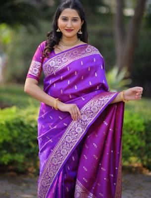 Purple soft banarasi silk zari weaving saree with matching blouse piece 3