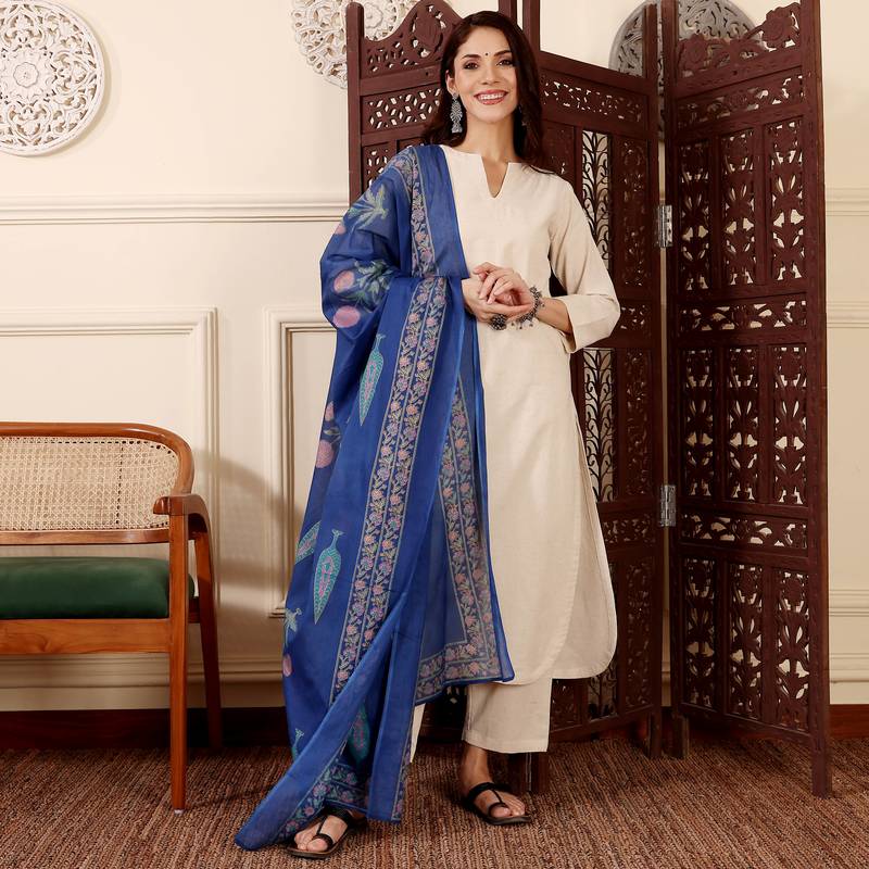 Women's Gorgeous Solid Chanderi Silk Fabric Straight Kurta Pant and Dupatta Set