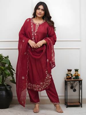 Women's Beautiful Embroidery Work Roman Silk Fabric Straight Kurta Pant and Dupatta Set 3