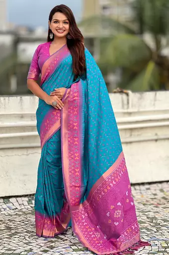 Patola silk ikkat zari weaving saree with contrast blouse piece