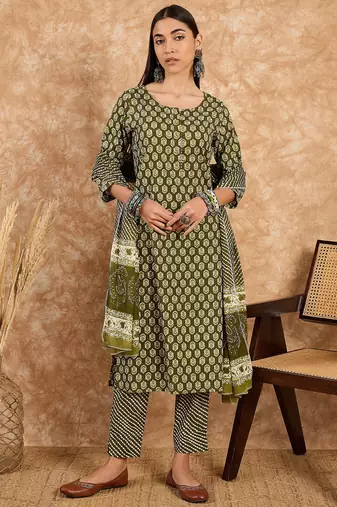 Green floral print cotton straight kurta pant with dupatta set