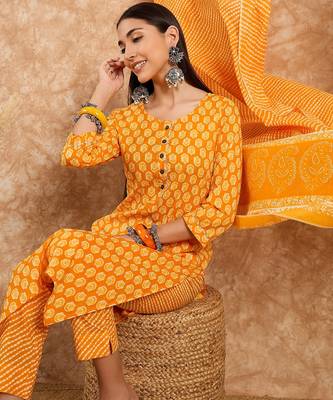 Yellow floral print cotton straight kurta pant with dupatta set 4